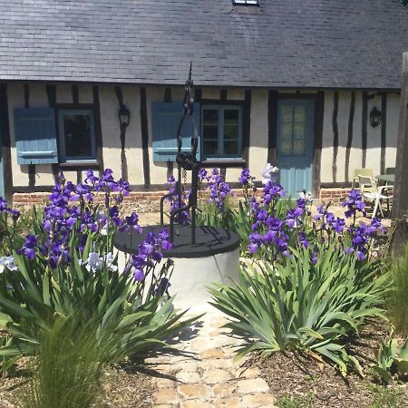 Le Clos-Masure De Beatrice Montreuil-en-Caux Exteriör bild