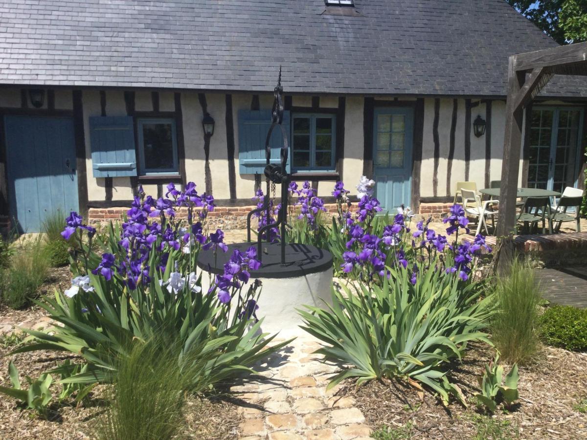 Le Clos-Masure De Beatrice Montreuil-en-Caux Exteriör bild